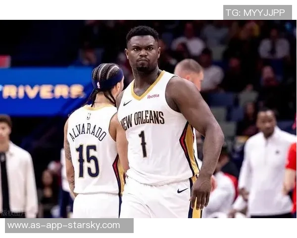 克尼佩尔上半场表现惊艳四号秀10中6三分5中3轻松砍下17分4板2助